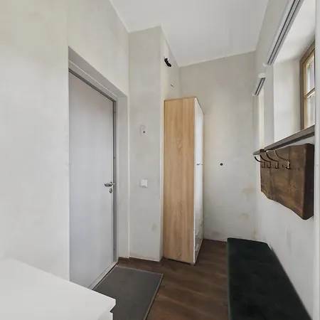 Rustic Centre - 1km From Old Town 리가